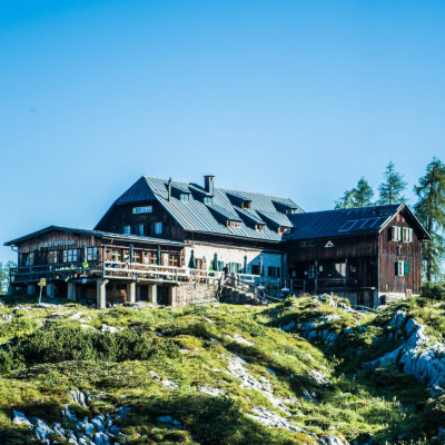 Ansicht des Albert Appel Haus im Toten Gebirge