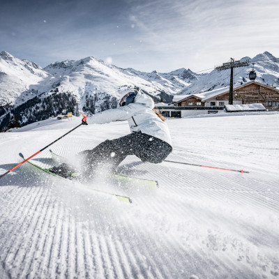 St.Anton am Arlberg_Skifahren_skifahrer_Winter © TVB St. Anton am Arlberg_Patrick Bätz (77) Kopie