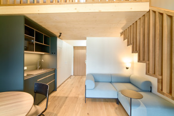 Daberer Teamhaus 2 - eines der Tiny Apartments mit Galerie für Daberer-Teammembers | Foto: der daberer