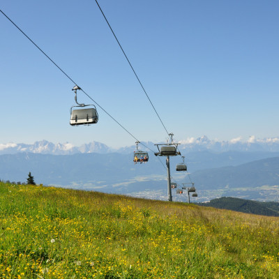 00000067744_Mit-der-Gondel-auf-die-Gerlitzen-Alpe_Region-Villach-Tourismus-GmbH_Markus-Ramsbacher