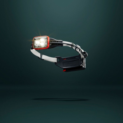 620694_8001_DISTANCE 1500 HEADLAMP_Octane_GLAM 01_