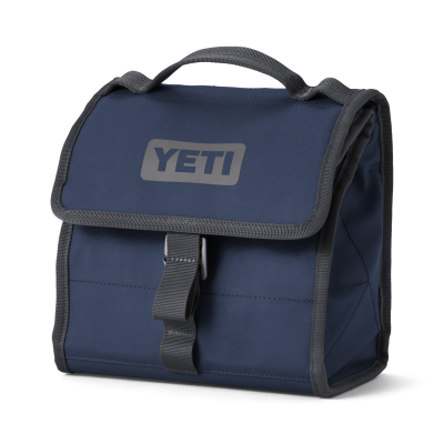 220111_2H23_Color_Launch_site_studio_Soft_Goods_Daytrip_Lunch_Bag_Navy_3qtr_Closed_0274_Primary_B_2400x2400