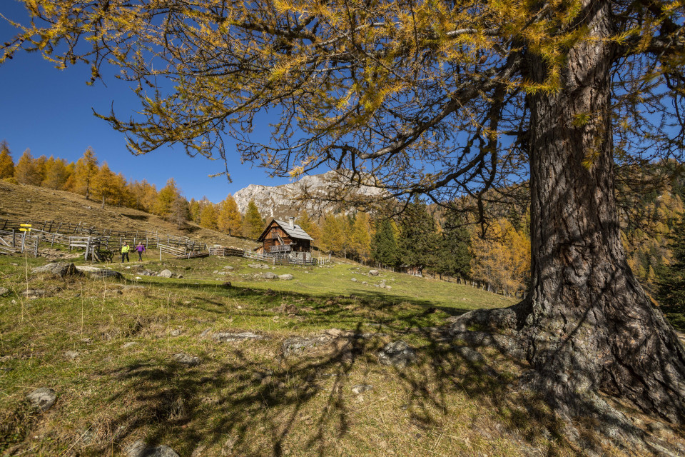 Wandern entlang der Etappen des Alpe Adria Trails Wandern entlang der Etappen des Alpe Adria Trails